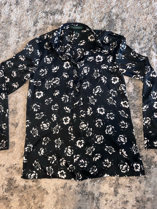 Lauren Ralph Lauren Tops - Lauren Ralph Lauren Black satin Blouse with White Floral Print